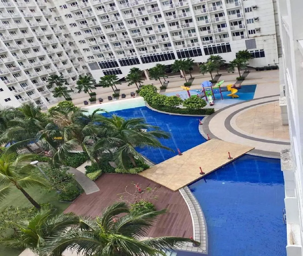 Hotel Shore Residences Pasay